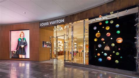 louis vuitton garden state|louis vuitton store locations.